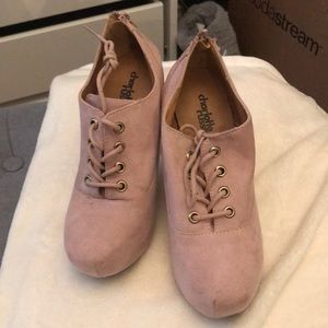 Dusty rose booties.